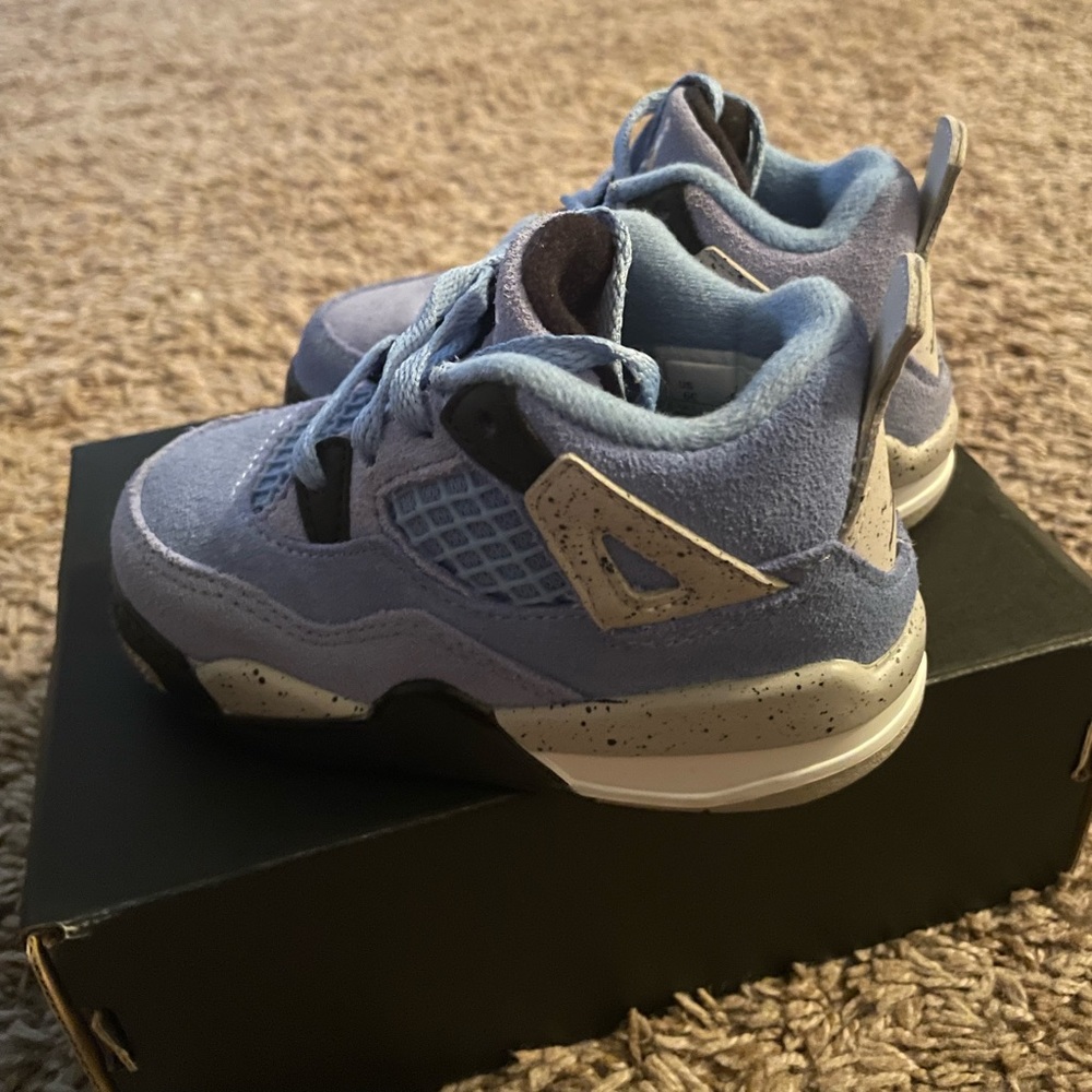 Jordan 4